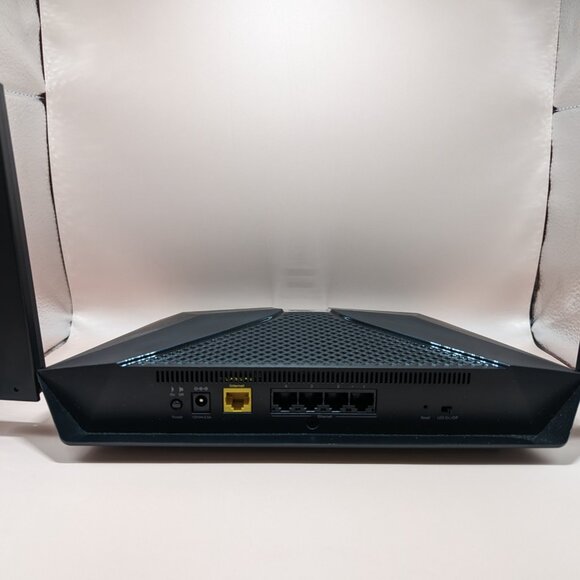NETGEAR - Nighthawk AX3000 Wi-Fi 6 Router, 3Gbps - Picture 6 of 6